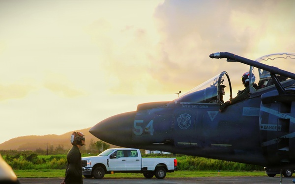 VMFA-225 and 22nd MEU conduct training together in Puerto Rico