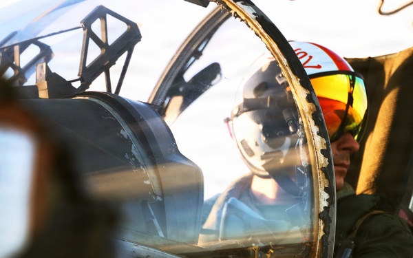 VMFA-225 and 22nd MEU conduct training together in Puerto Rico