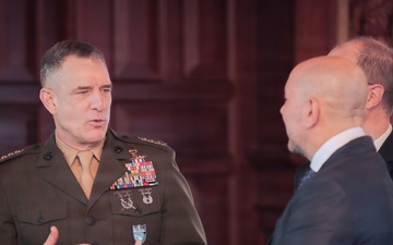 Gen. Donovan Visits Ecuador