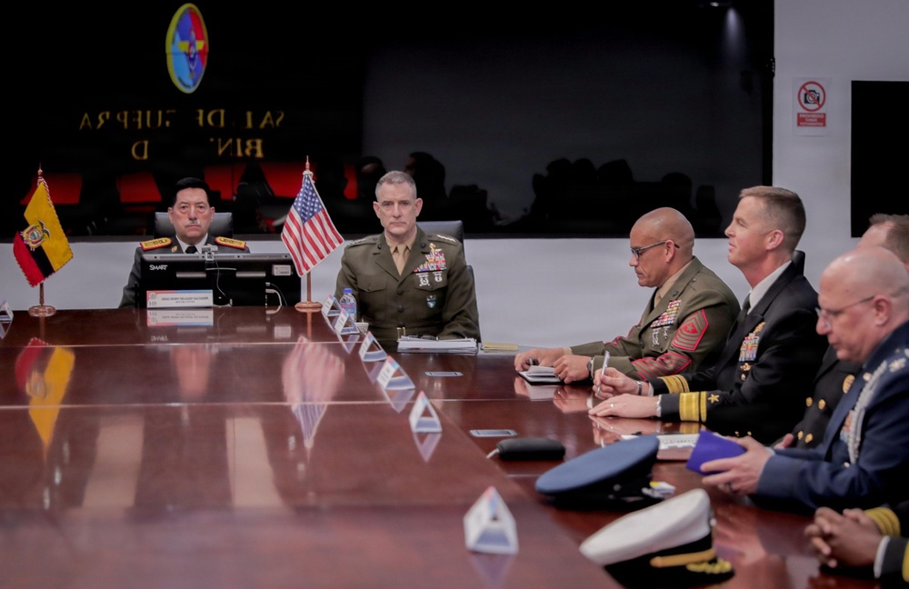 Gen. Donovan Visits Ecuador