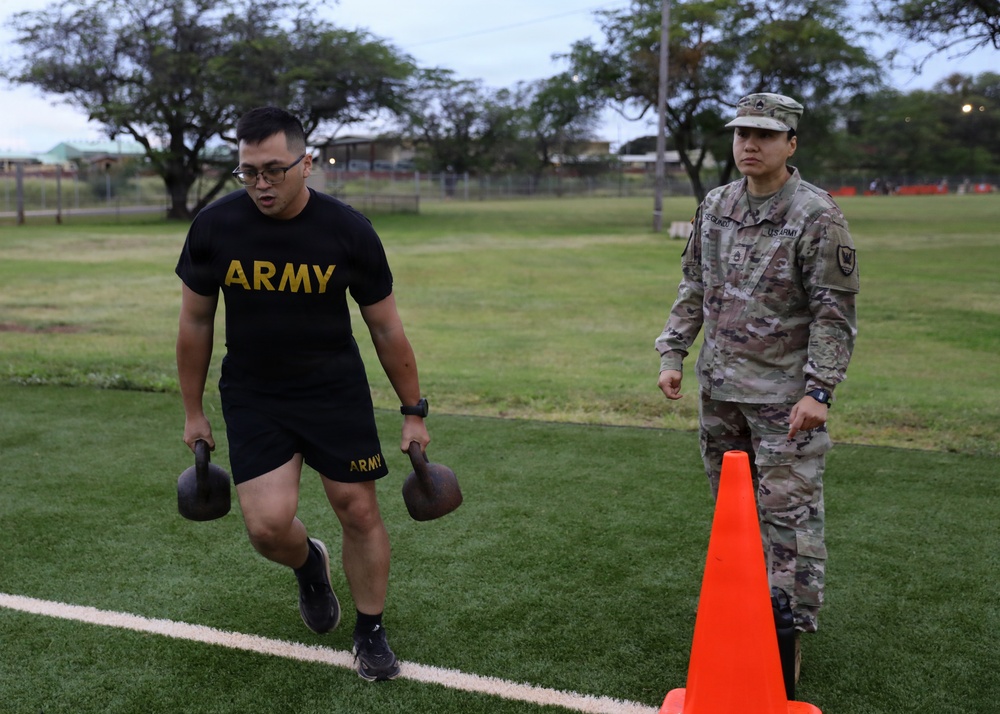 Soldiers tackle AFT during Best Squad competition