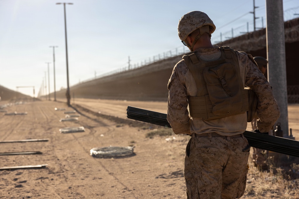 JTF-SB Marines begin training U.S. Soldiers