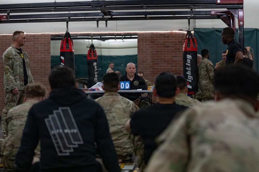 Iron Soldiers fight to win in Combatives during Torch Week