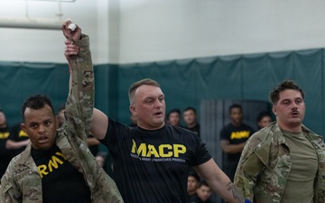 Iron Soldiers fight to win in Combatives during Torch Week