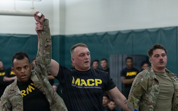 Iron Soldiers fight to win in Combatives during Torch Week