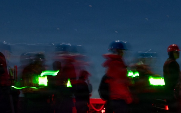 11th MEU Marines &amp; Sailors Conduct a Replenishment at Sea
