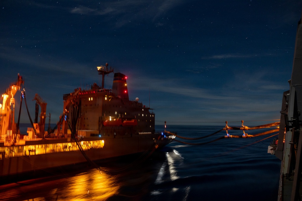 11th MEU Marines &amp; Sailors Conduct a Replenishment at Sea