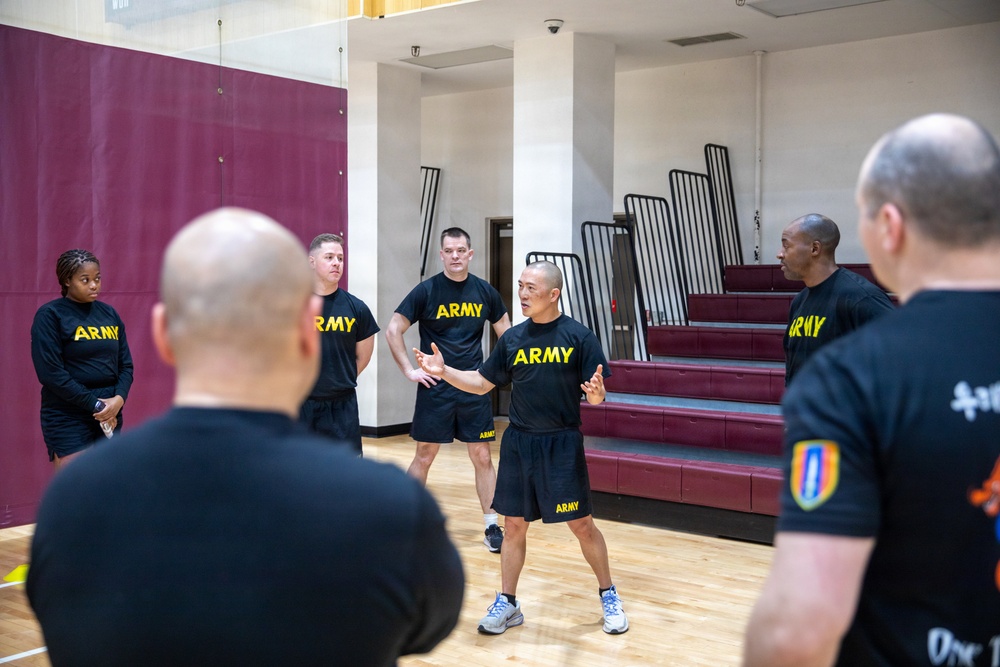 HHC Soldiers conduct CPT physical training at Camp Humphreys