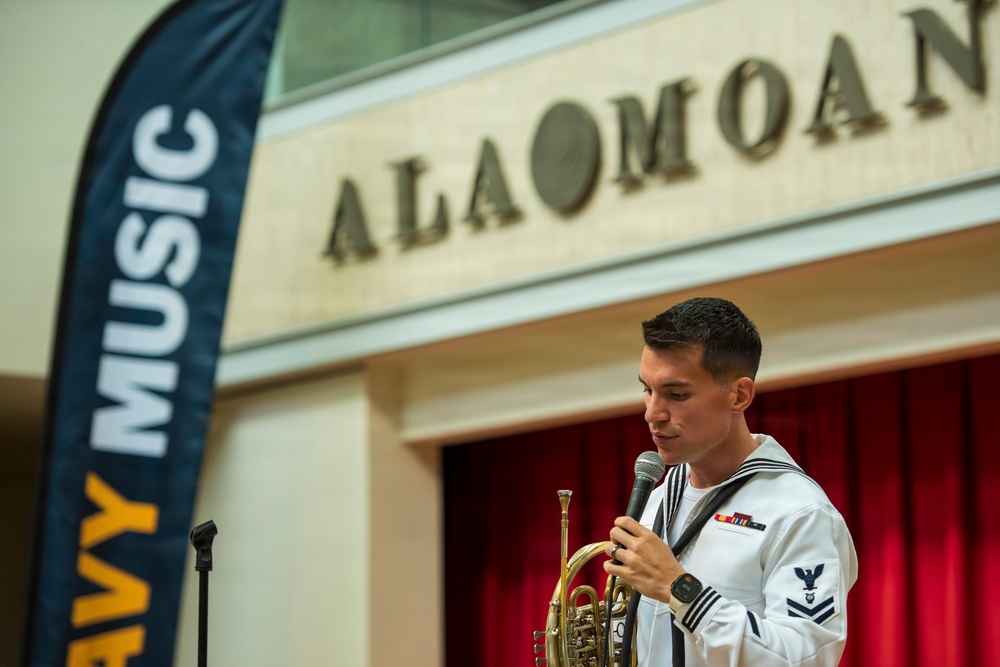 "Harbor" Brass Quintet Performs at Ala Moana Center Stage