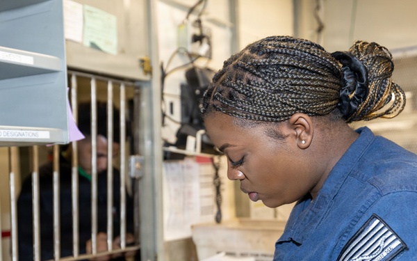 Daily Operations Aboard USS George H.W. Bush (CVN 77)
