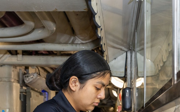 Daily Operations Aboard USS George H.W. Bush (CVN 77)