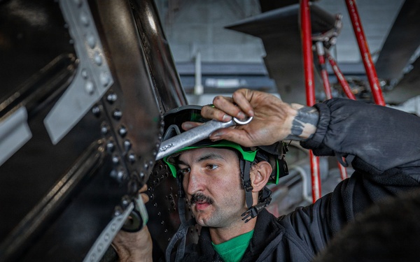 Daily Operations Aboard USS George H.W. Bush (CVN 77)