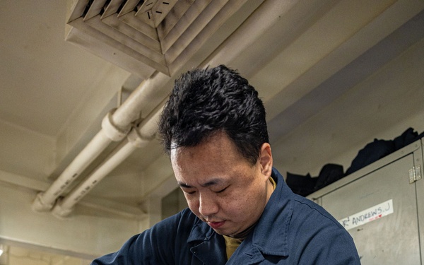 Daily Operations Aboard USS George H.W. Bush (CVN 77)