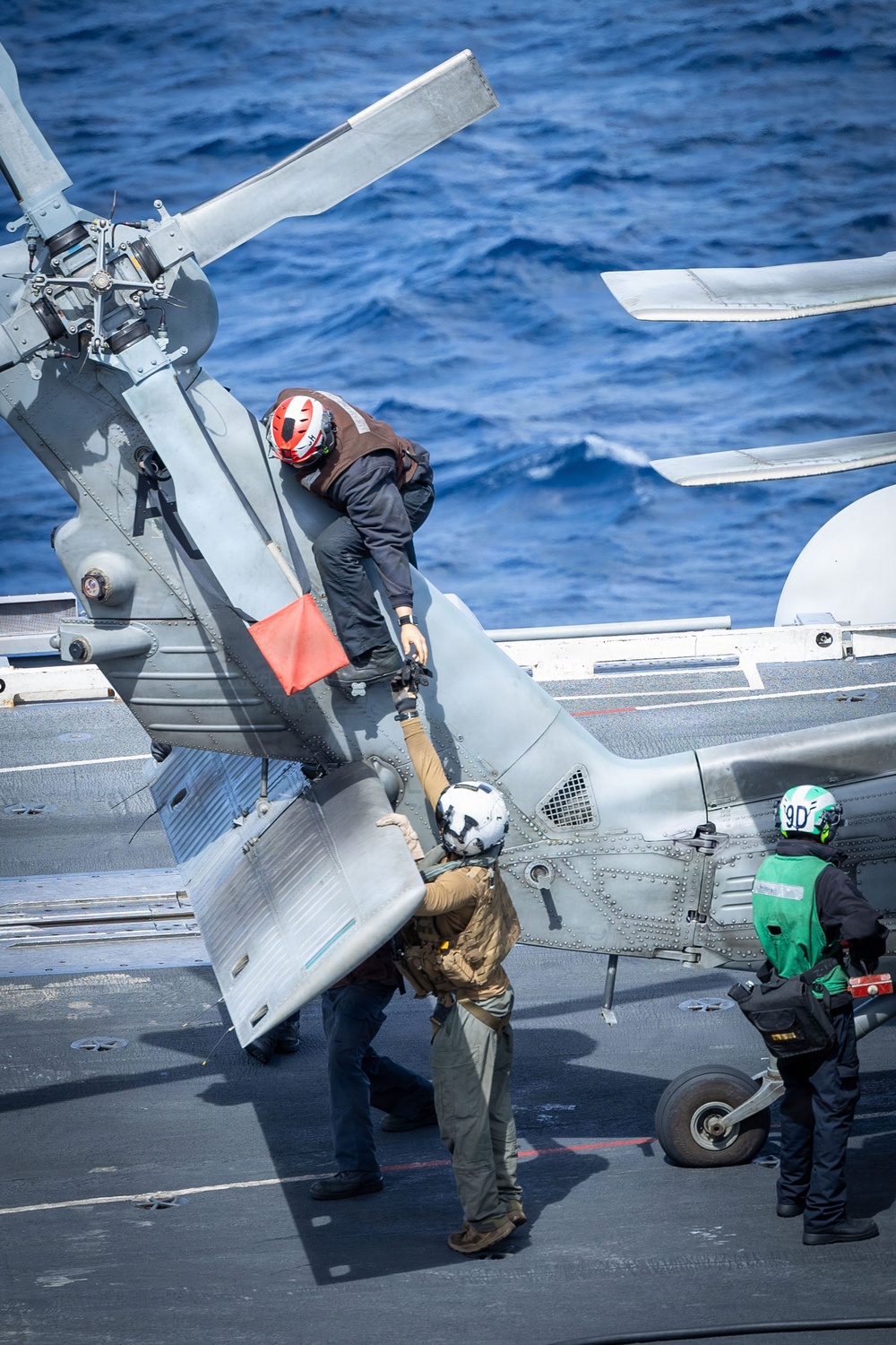 Daily Operations Aboard USS George H.W. Bush (CVN 77)