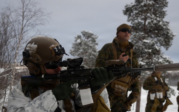 CORE26 | U.S. Marines conduct Live-Fire and Maneuver Squad Attacks during Arctic Exercise