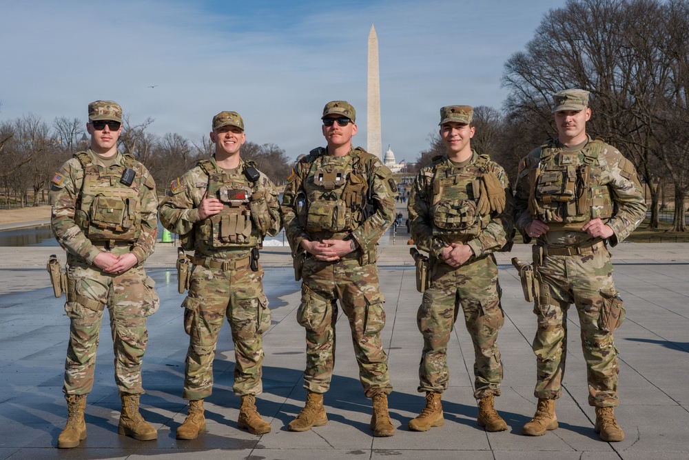 Mississippi National Guard Soldiers patrol at the Lincoln Memorial