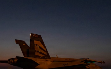 USS Abraham Lincoln (CVN 72) Conducts Flight Operations