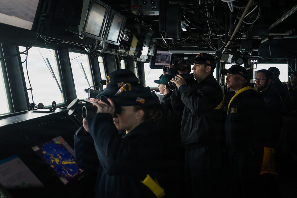 USS Paul Ignatius (DDG 117) transits through the waterways of His Majesty’s Naval Base Clyde, Scotland