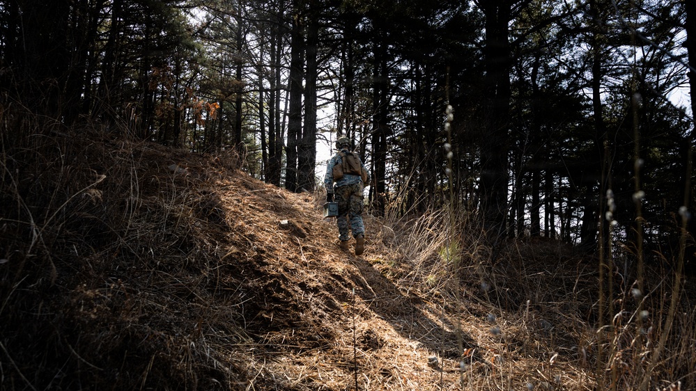 U.S. Marines with 12th LCT Execute a CALFEX