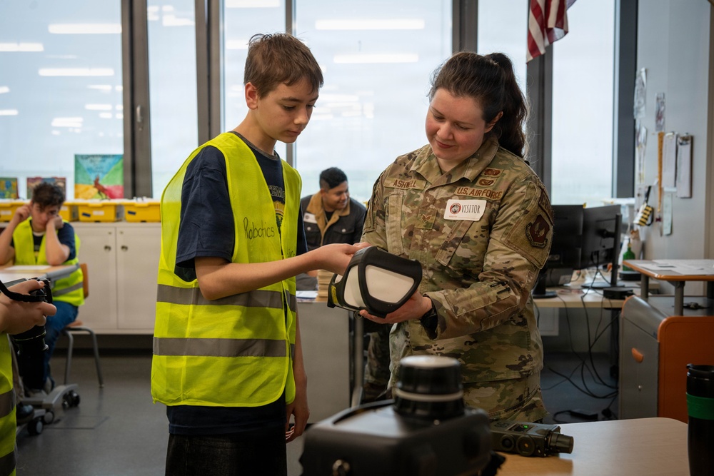 Spangdahlem airmen power up STEMposium with green energy focus