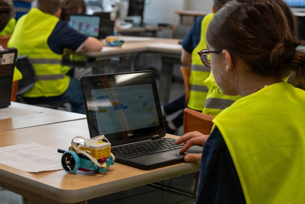 Spangdahlem airmen power up STEMposium with green energy focus