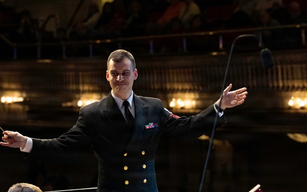Navy Band performs in Worcester, Massachusetts