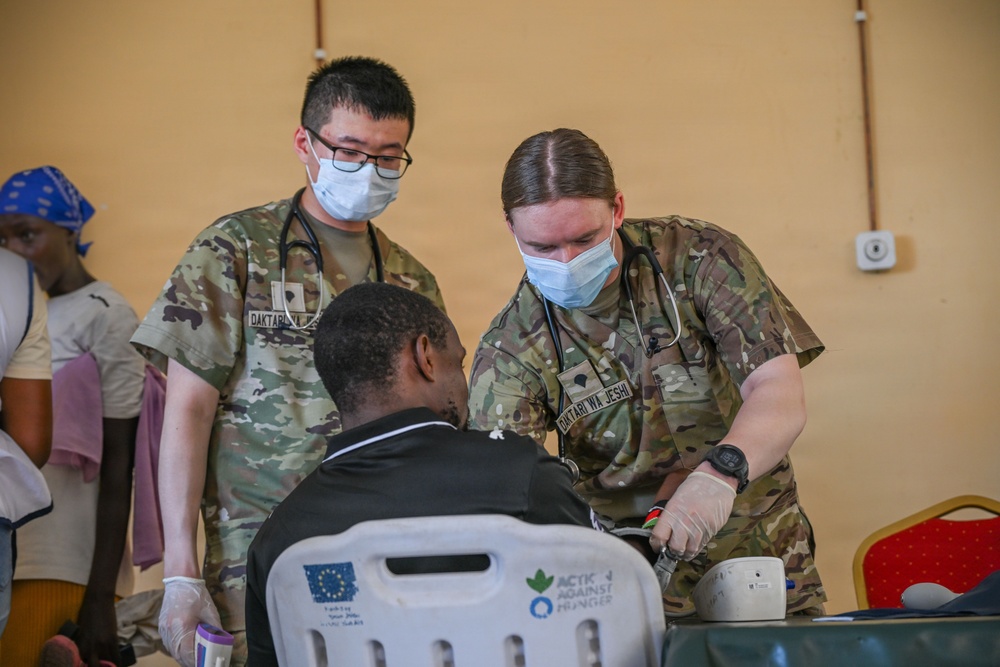 Healing hands, stronger bonds: US, Kenya medical teams provide care during JA26