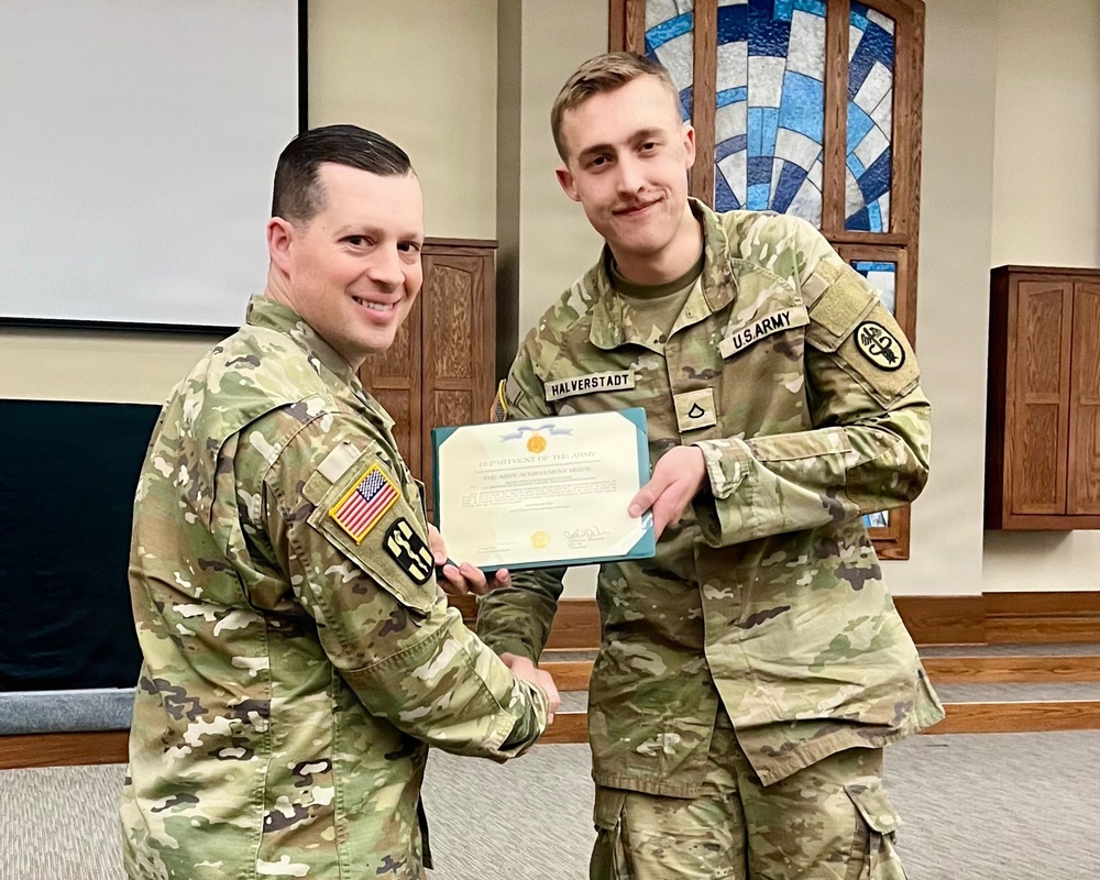 Munson Army Health Center Recognizes NCO and Soldier of the Quarter