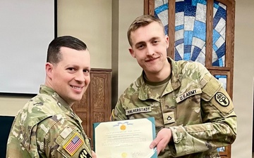 Munson Army Health Center Recognizes NCO and Soldier of the Quarter