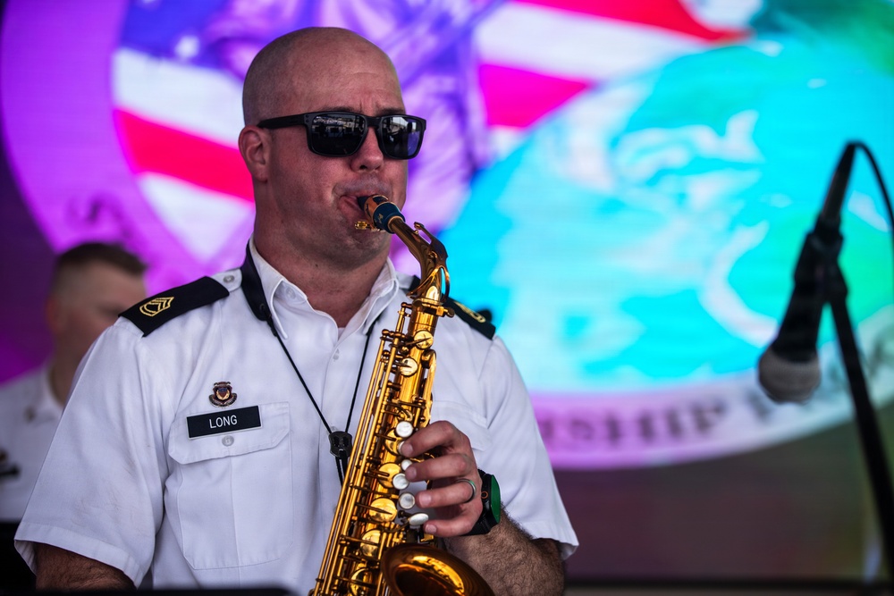 Aguadulce, Panama, Tour Firmeza: Band Performances