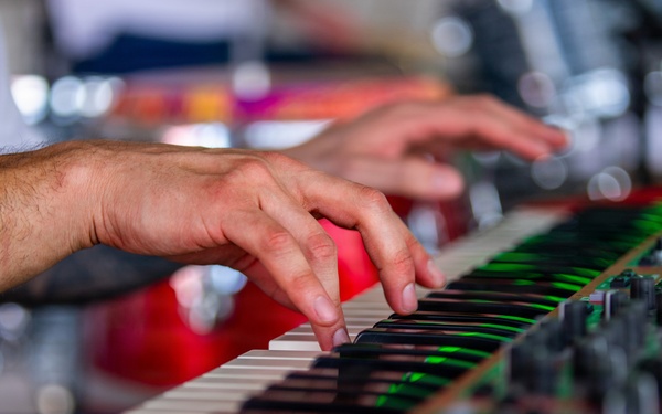 Aguadulce, Panama, Tour Firmeza: Band Performances