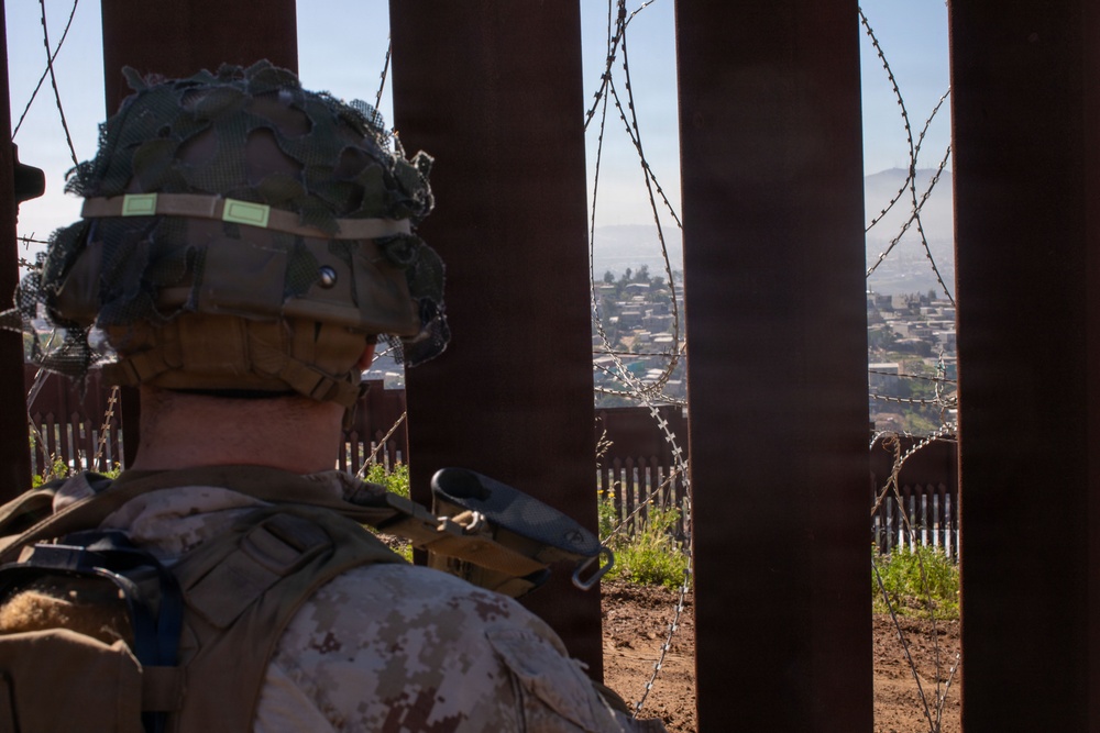 2nd Bn, 1st Marines monitor the southern border