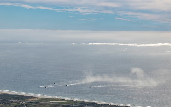 11th MEU Marines, Sailors Conduct Ship-to-shore Operations