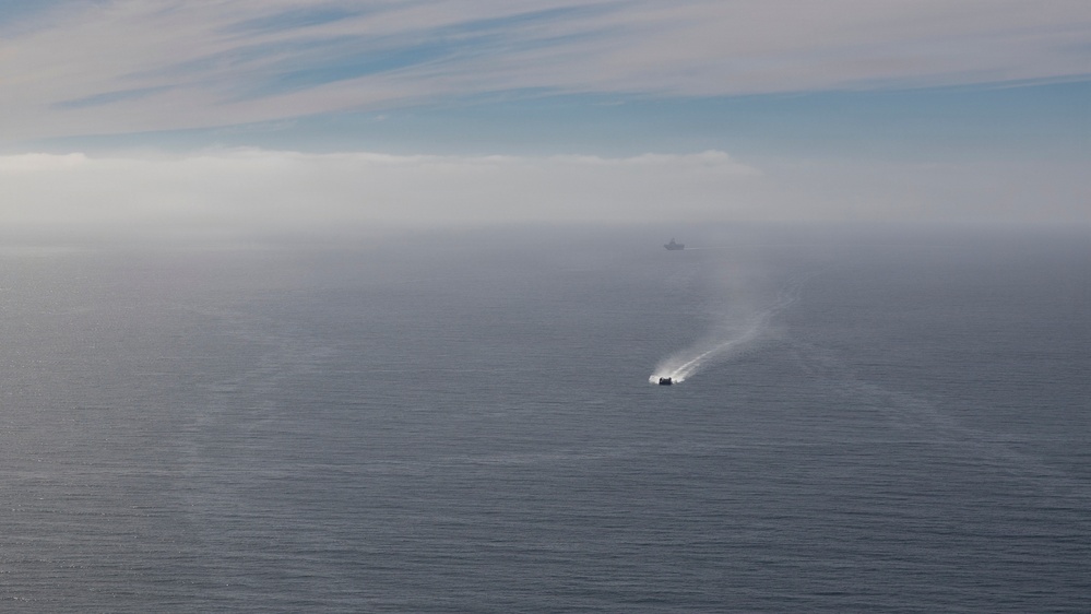 11th MEU Marines, Sailors Conduct Ship-to-shore Operations