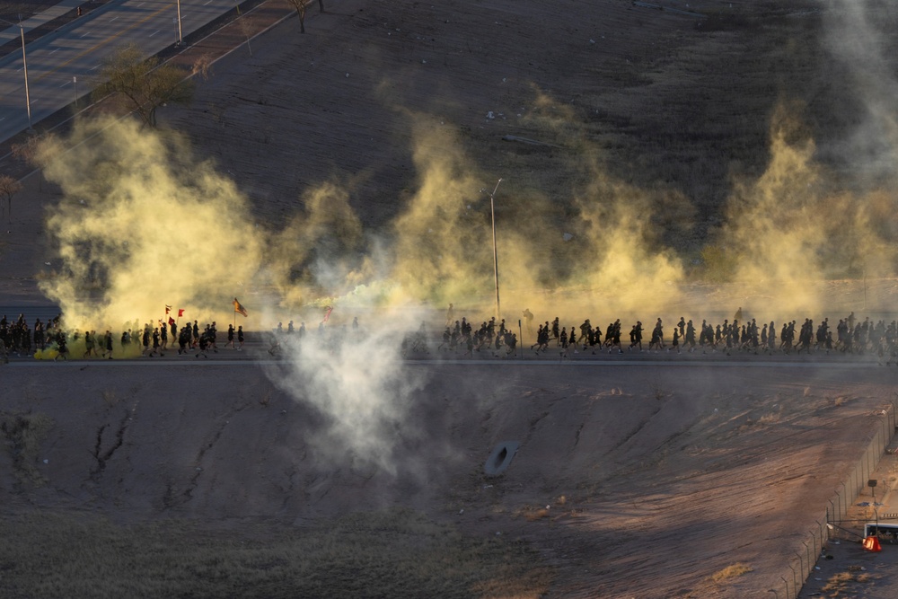 Combat Aviation Brigade, 1st Armored Division soars over division run