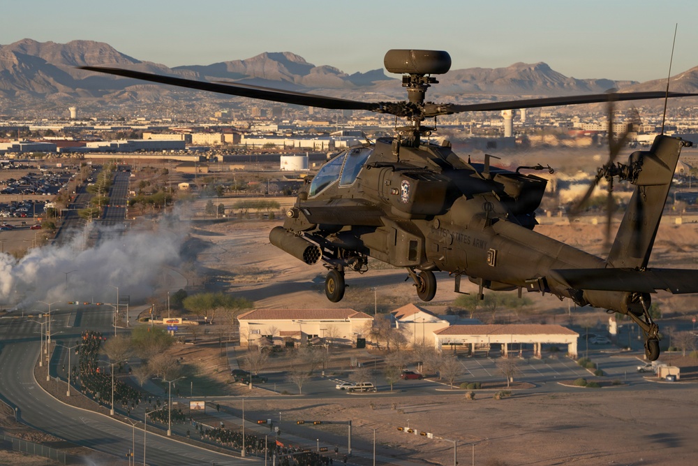 Combat Aviation Brigade, 1st Armored Division soars over division run