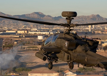 Combat Aviation Brigade, 1st Armored Division soars over division run