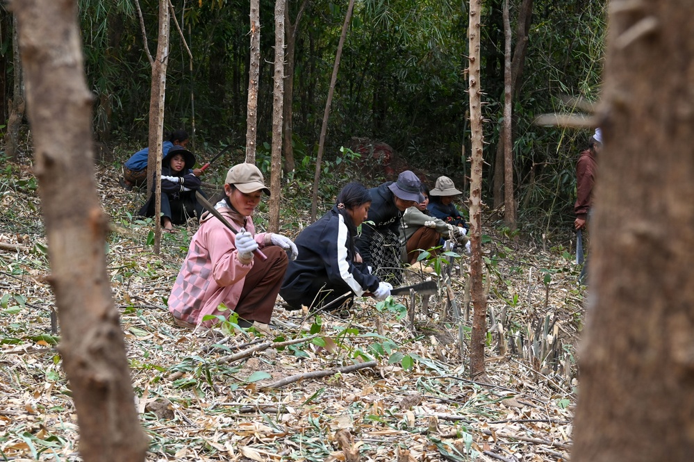 26-2LA Recovery Team 3 Begins Site Setup