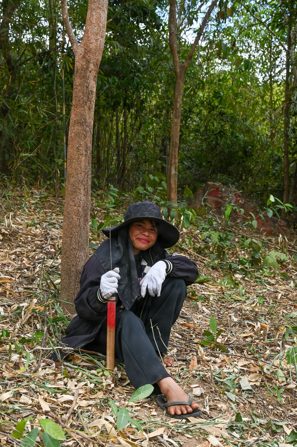 26-2LA Recovery Team 3 Begins Site Setup