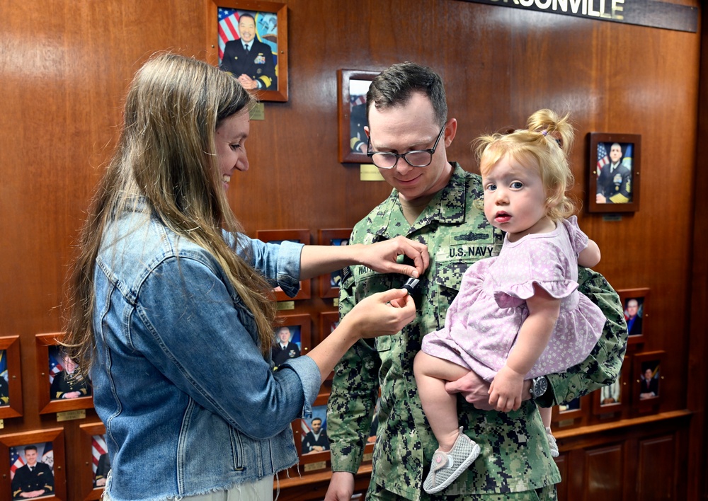 Lt. j.g. Watts promotes to lieutenant