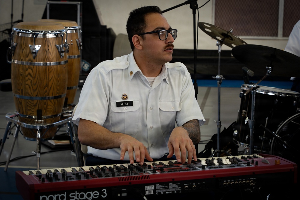 Missouri Army National Guard Band performs for Balboa Academy