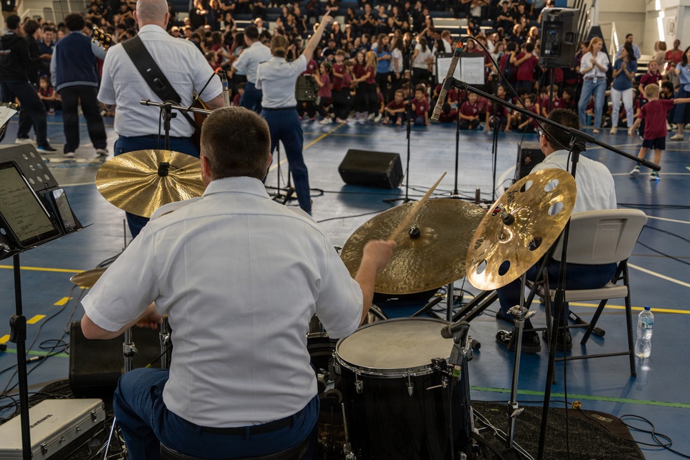 Missouri Army National Guard Band performs for Balboa Academy