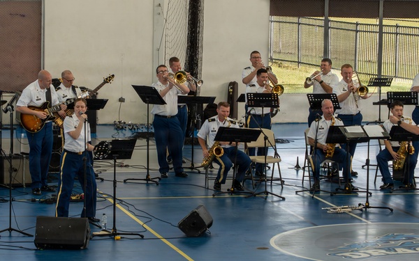 Missouri Army National Guard Band performs for Balboa Academy