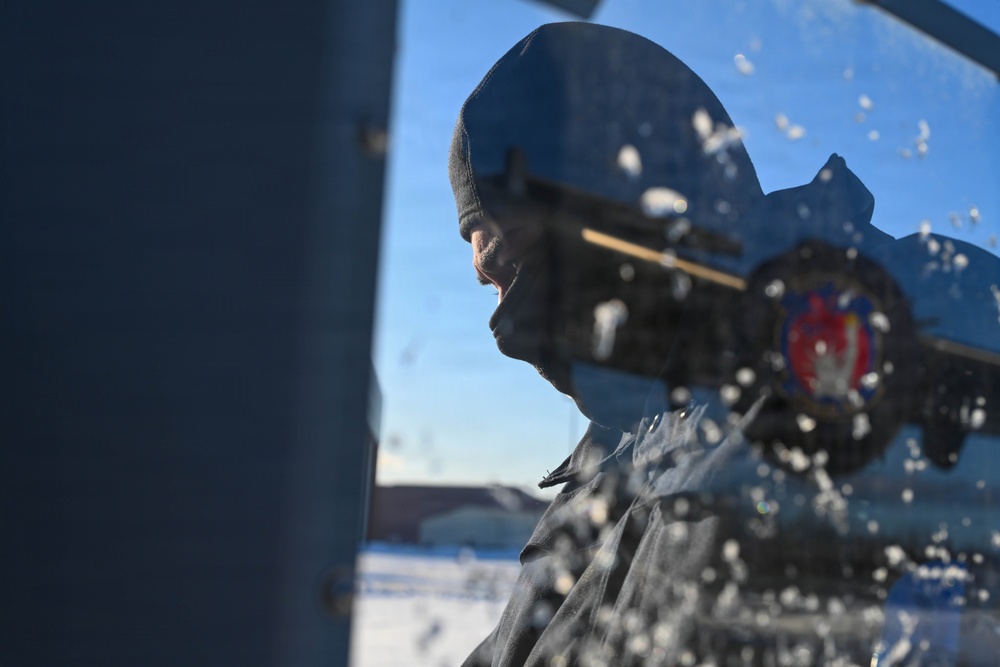 A snowy 105th flightline