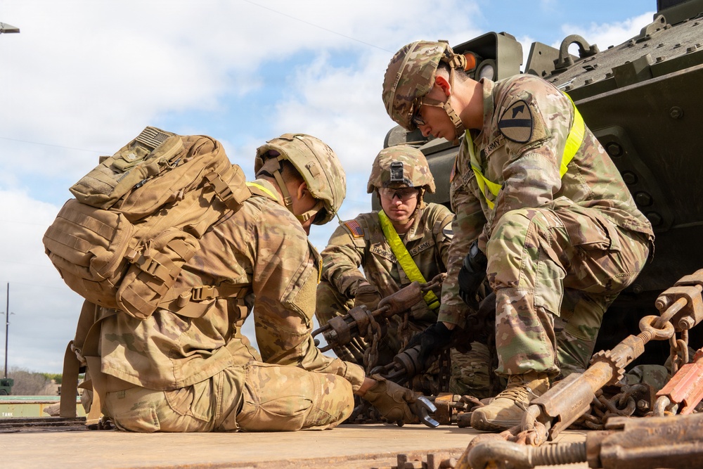 1st Cavalry Division Troopers conduct rail operations