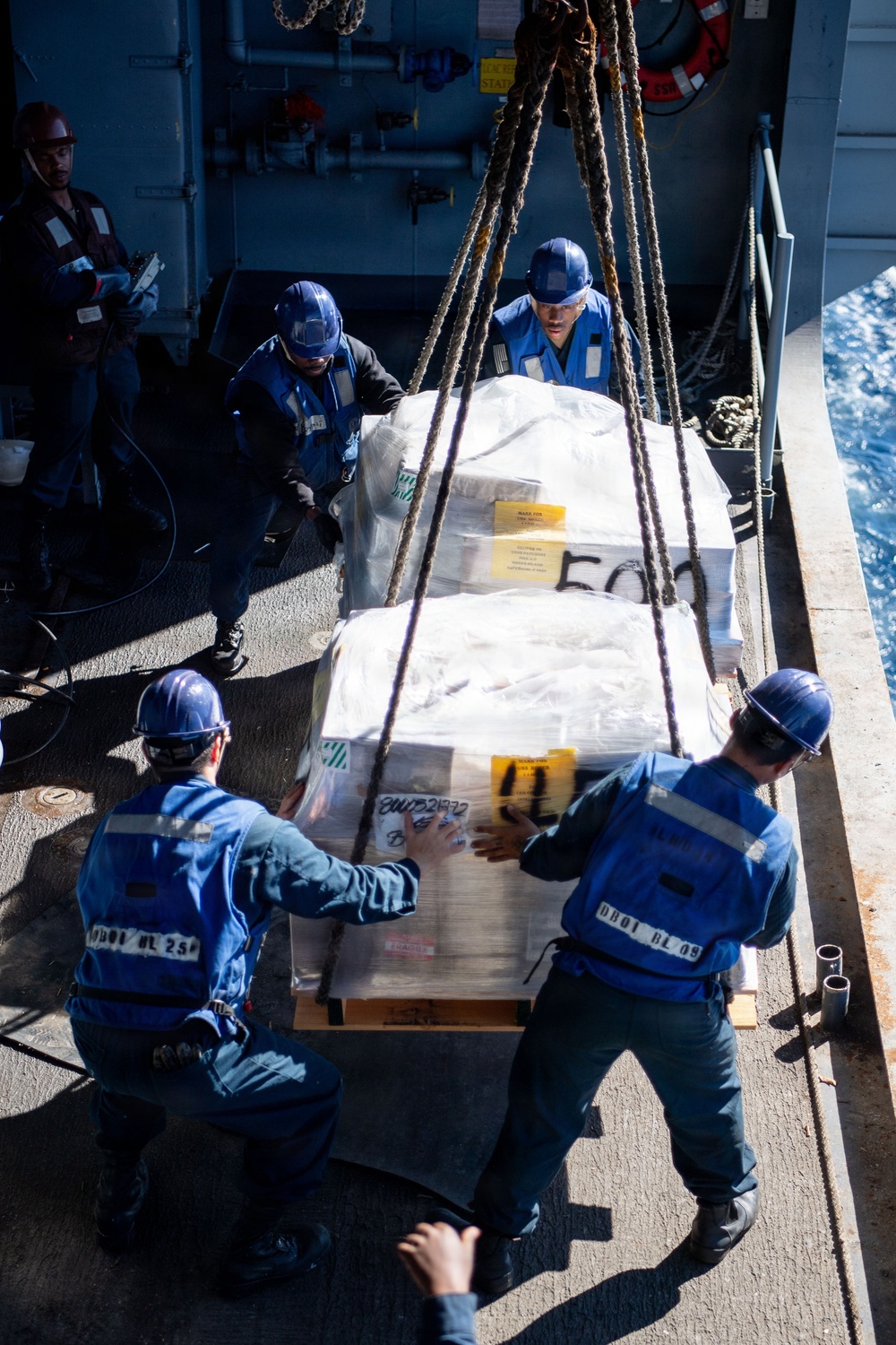 Boxer Sailors, Marines Execute RAS Working Party