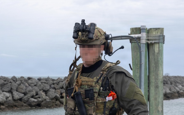 USCG MSRT-E conducts live-fire training at Cherry Point waterways