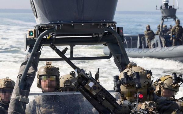 USCG MSRT-E conducts live-fire training at Cherry Point waterways