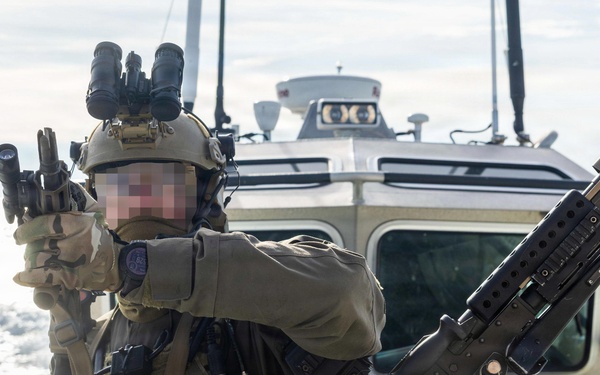 USCG MSRT-E conducts live-fire training at Cherry Point waterways