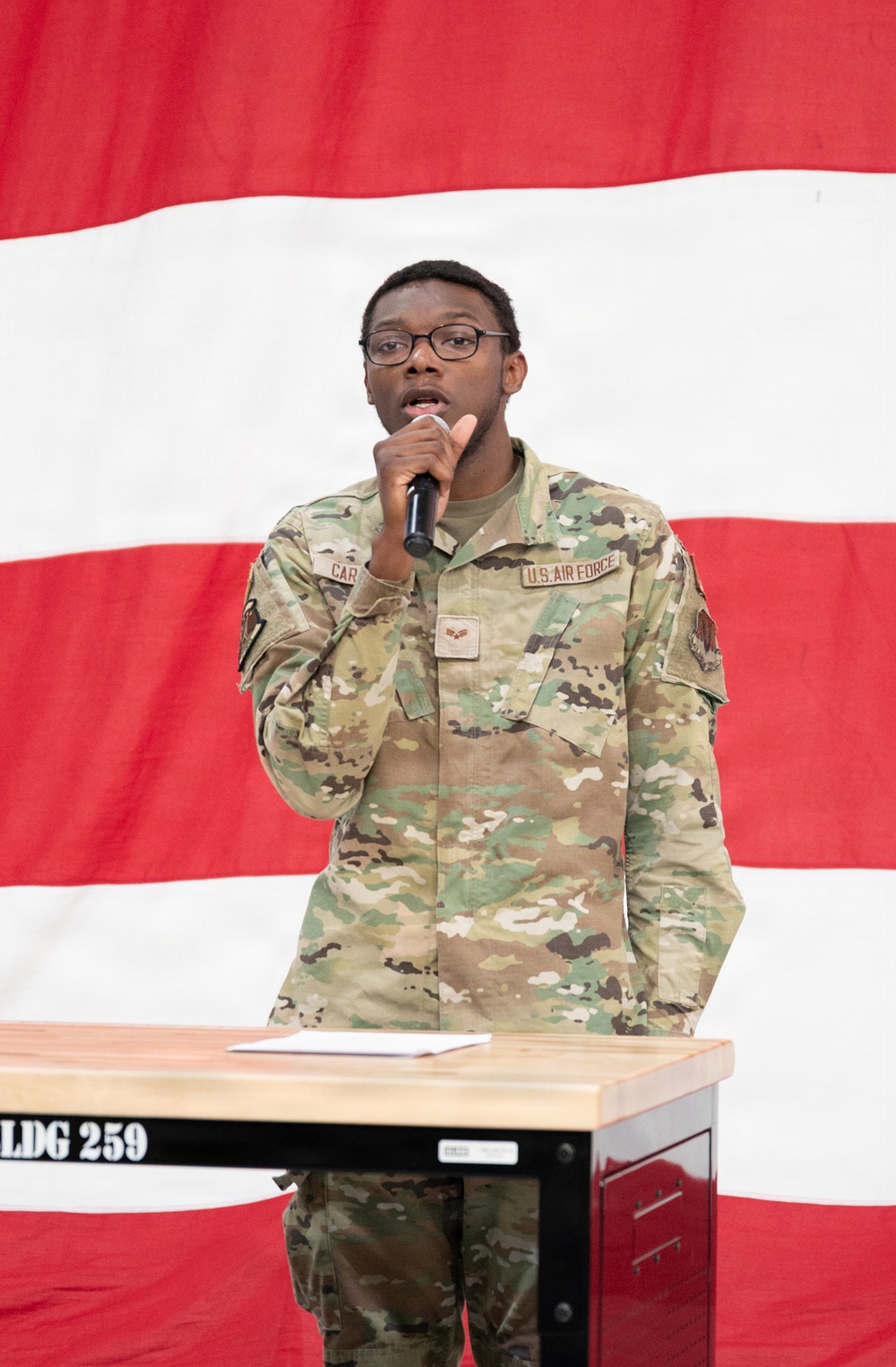 Lightning AMU unveils new heritage tail during DCC ceremony